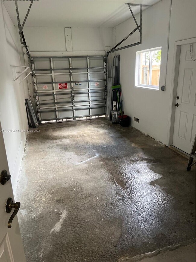 15480 SW 10th St, Miami, FL 33194 House for Rent in Miami, FL