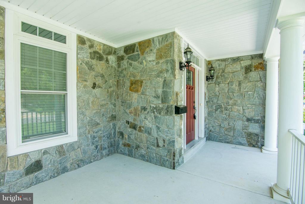 Primary Photo - 7105 Oak Ridge Rd