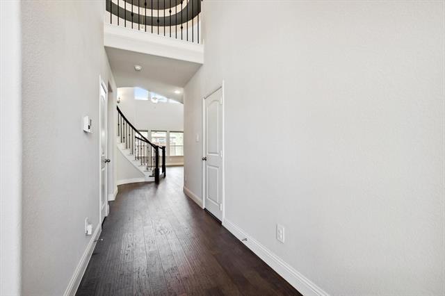 Foto del edificio - 9562 Halma Trail