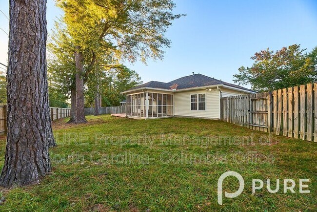 Building Photo - 3000 Twin Oaks Way