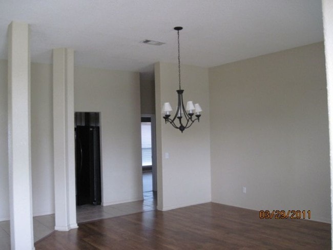 Foto del edificio - 761 County Rd 3340
