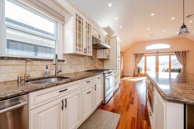 Foto del edificio - 95 Wisconsin St