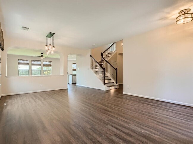 Foto del edificio - 21643 Manitou Falls Ln