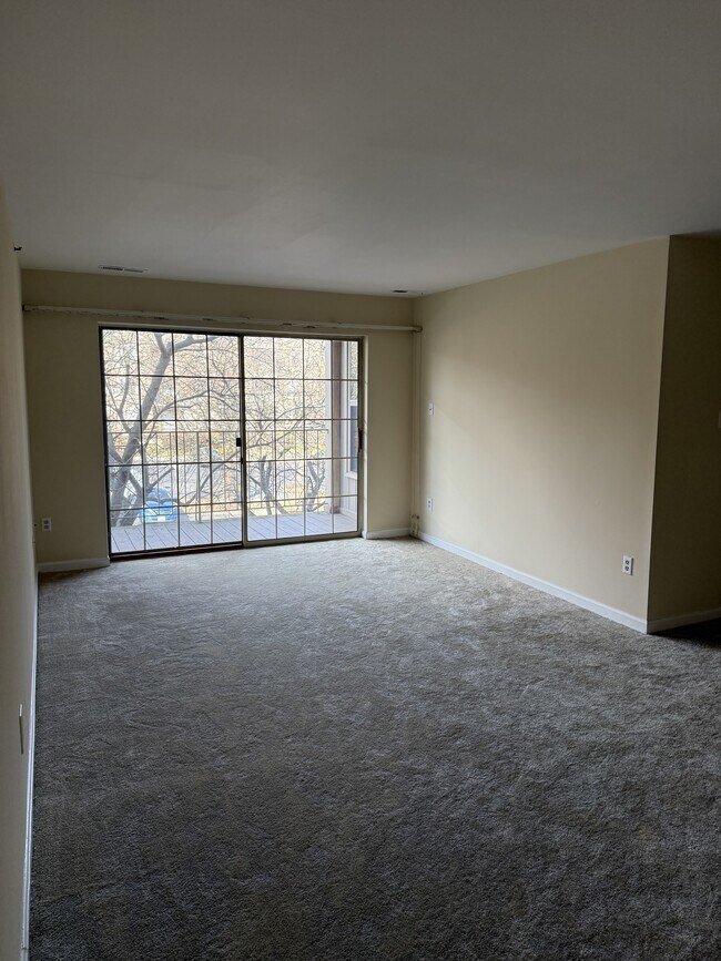 Foto del edificio - 3506 Back Pointe Ct