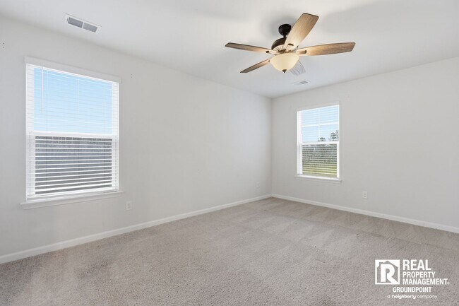 Foto del edificio - 4 Bedroom Rental in Cane Bay Plantation with Open Layout and Pond View