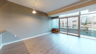 Interior Photo - Elements Apartments