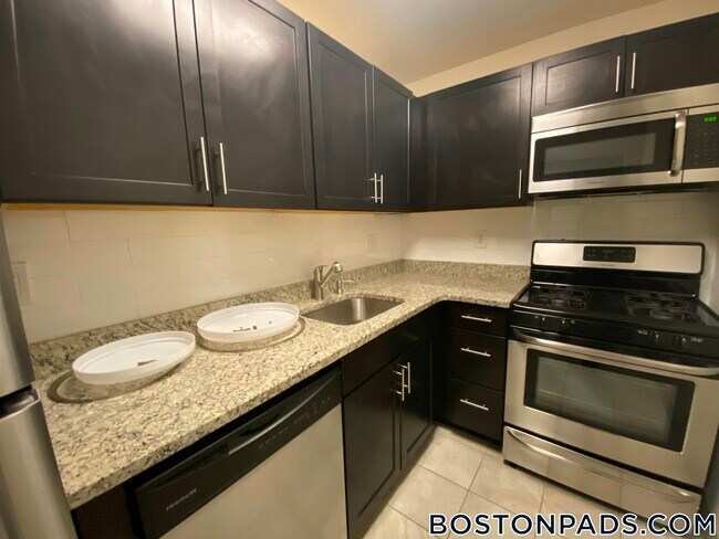Foto del edificio - 185 Freeman St