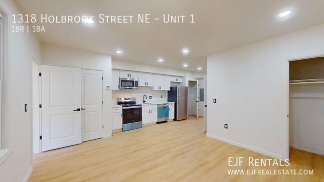Photo - 1318 Holbrook St NE Apartment