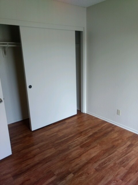 Building Photo - Summerwood Village