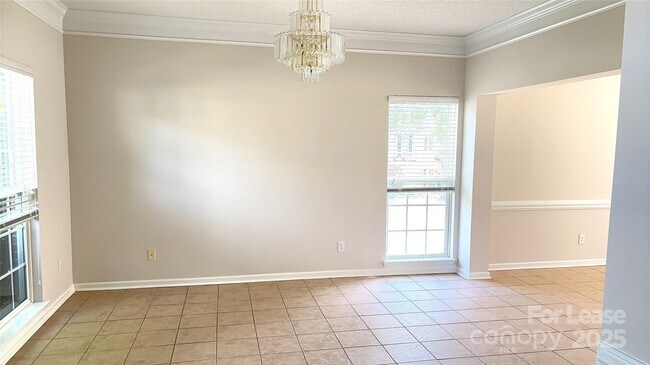 Building Photo - 8620 Grey Squirrel Ct