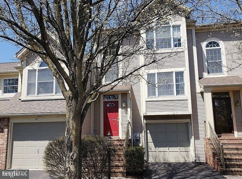 40 Liberty Ct, Carlisle, PA 17015 Townhome Rentals in Carlisle PA