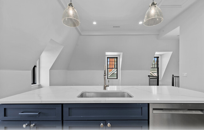 87 EA Loft - Norwalk Green Living Properties