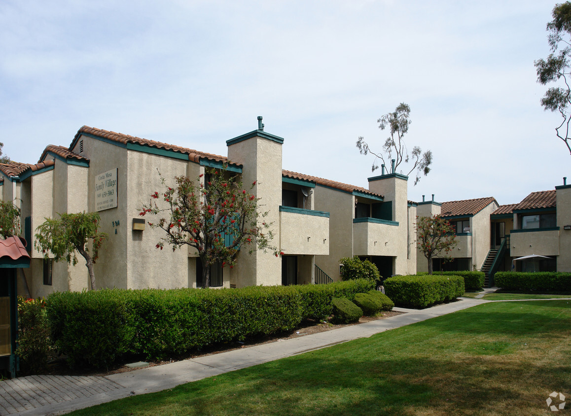 Building Photo - Costa Mesa Family Village