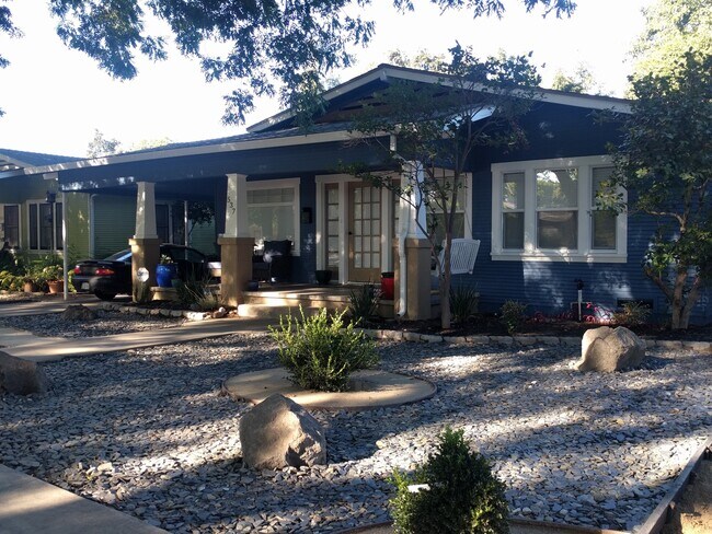 Foto del edificio - Craftsman Style Dream near Downtown