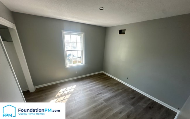 Building Photo - 3260 Scheibler Rd