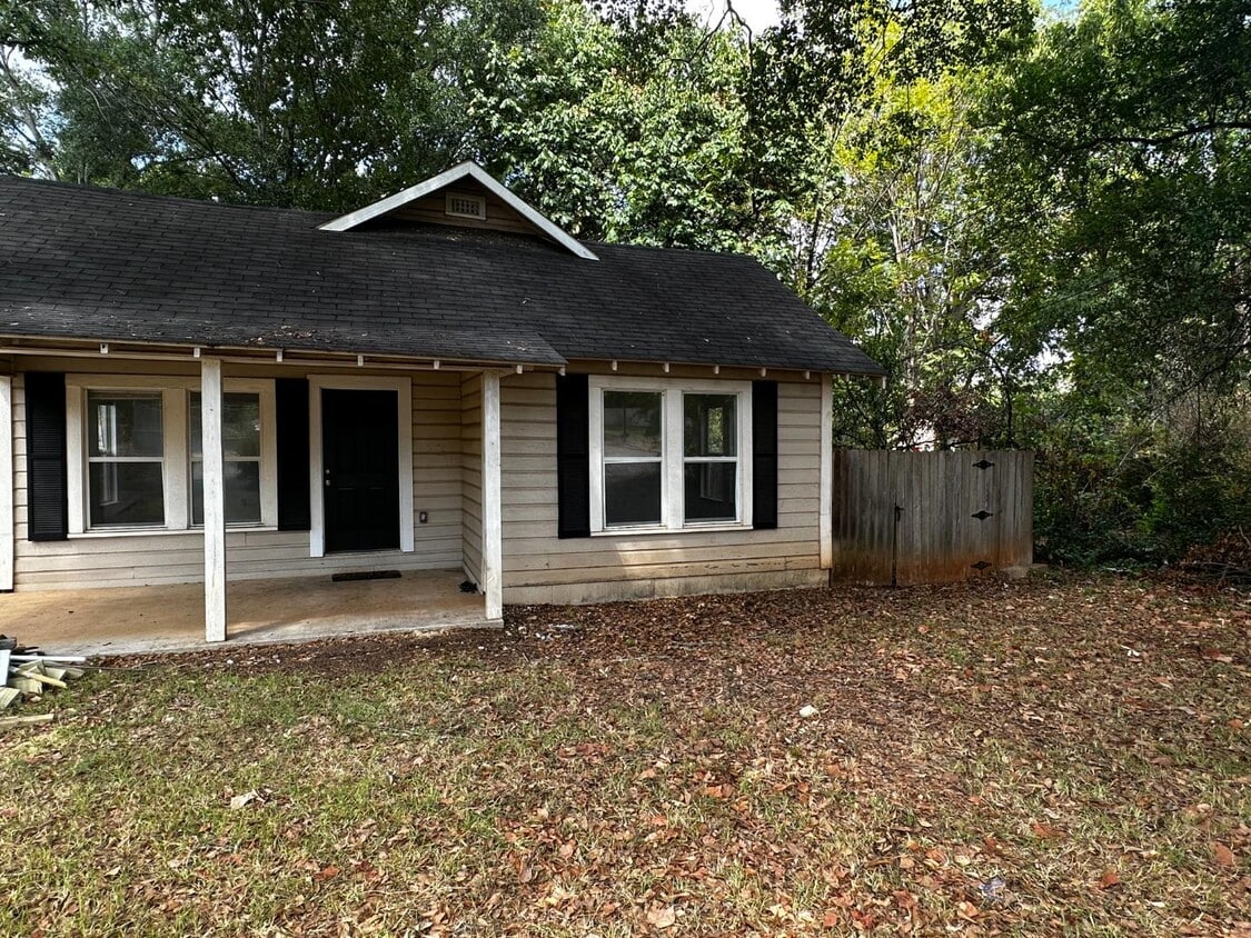 Primary Photo - 2003 Banita St