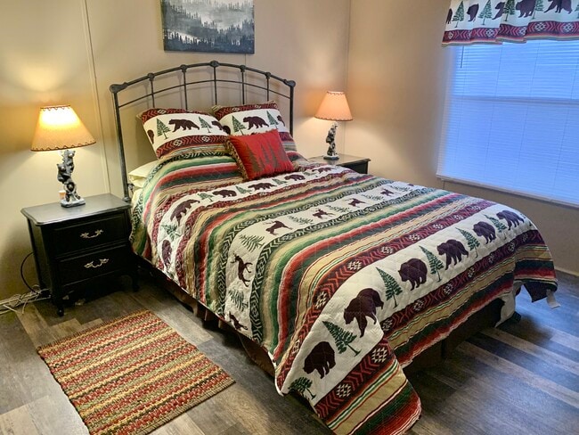 Building Photo - 112 Pine Knot Trail