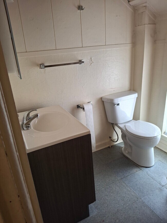 Foto del edificio - 822 Fulton St W