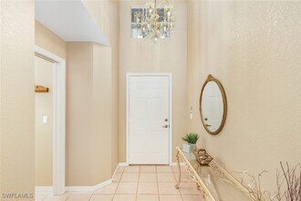 Building Photo - 2130 Aberdeen Ln