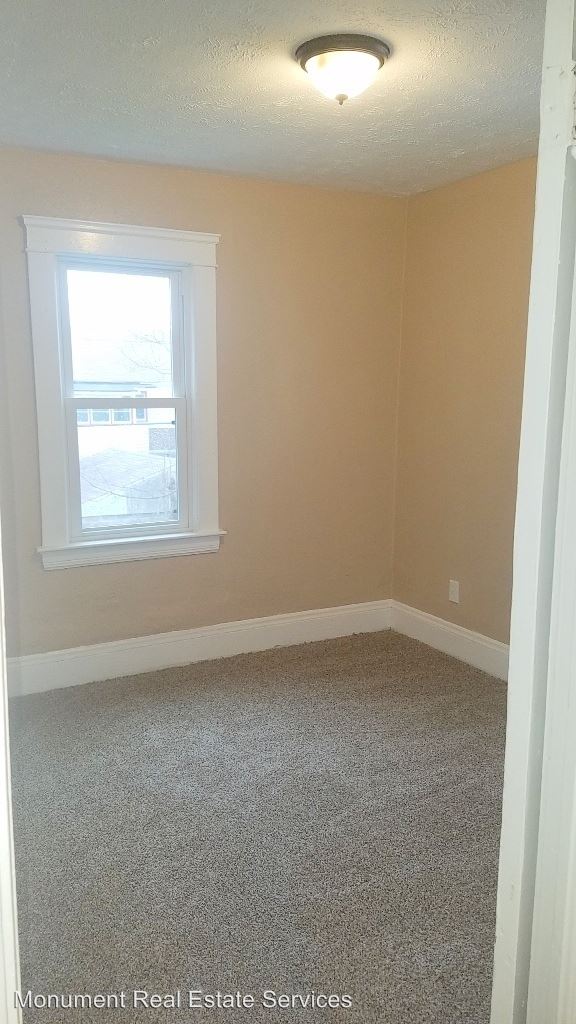 Foto del edificio - 11117 Lardet Ave