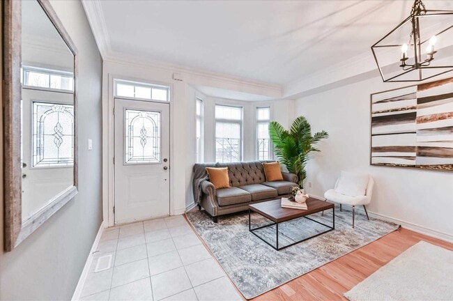 Photo du bâtiment - 2825 St Clair Av E