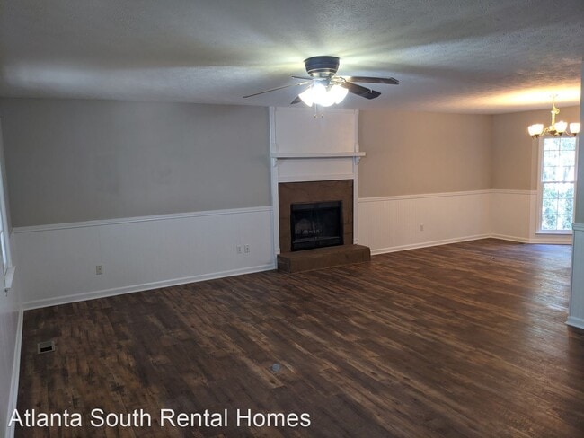 Building Photo - 3 br, 2 bath House - 135 Beverly Park Ct