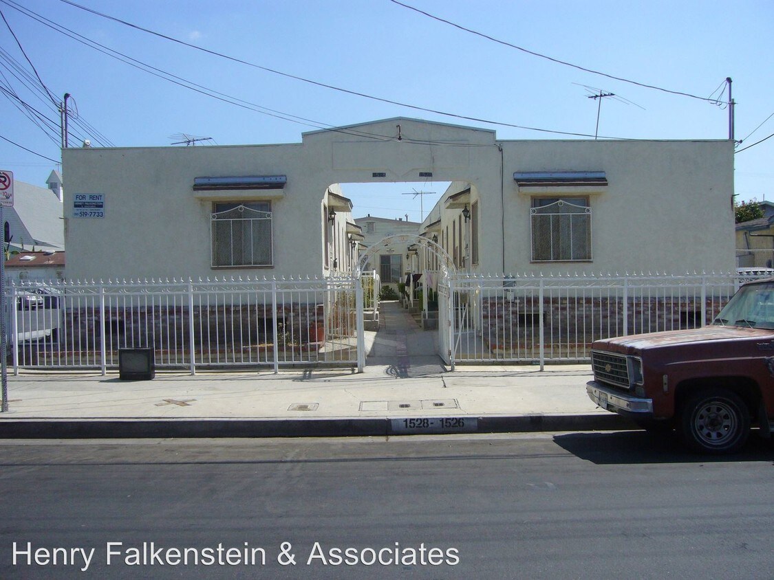 1526 Bay View Ave, Los Angeles, CA 90744 Apartment for Rent in Los