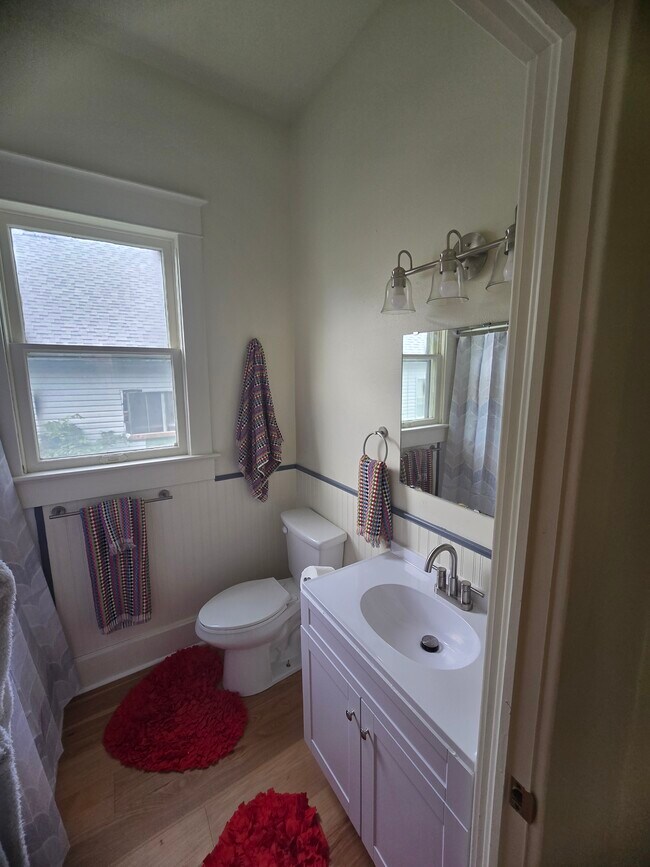 Foto del edificio - 1717 S Moffet Ave