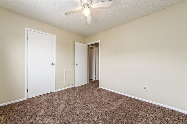Building Photo - 2 bedroom in Columbus OH 43235