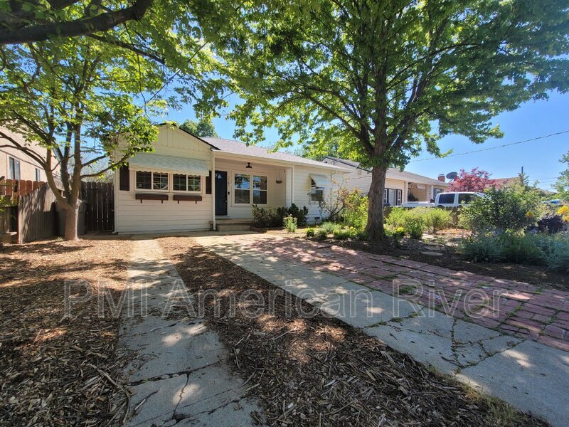 Primary Photo - 3701 52nd St