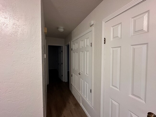 Foto del edificio - 6623 NW Denver Ave