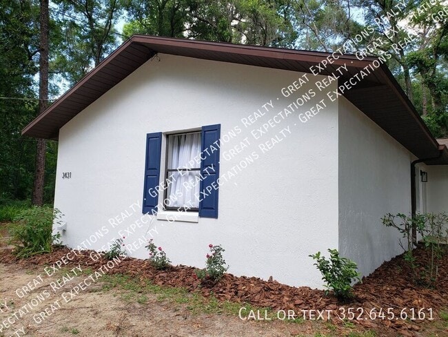 Building Photo - 3431 NE 56th Ave