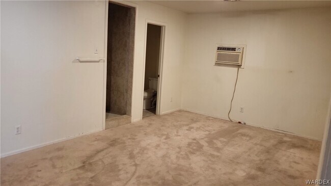 Building Photo - 7833 South Dr