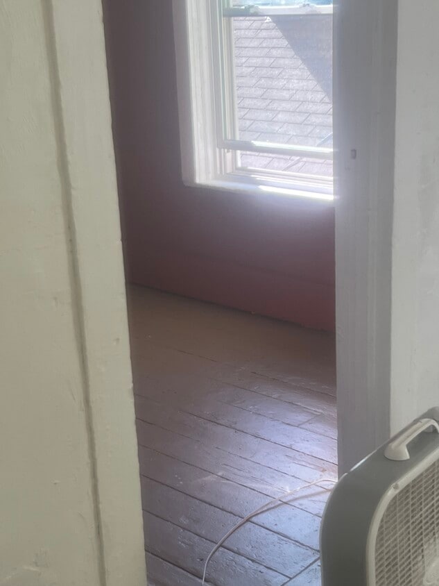 Building Photo - 1068 Washington Ave