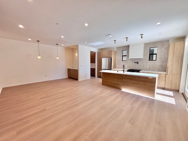 Foto del edificio - 17852 Saticoy St