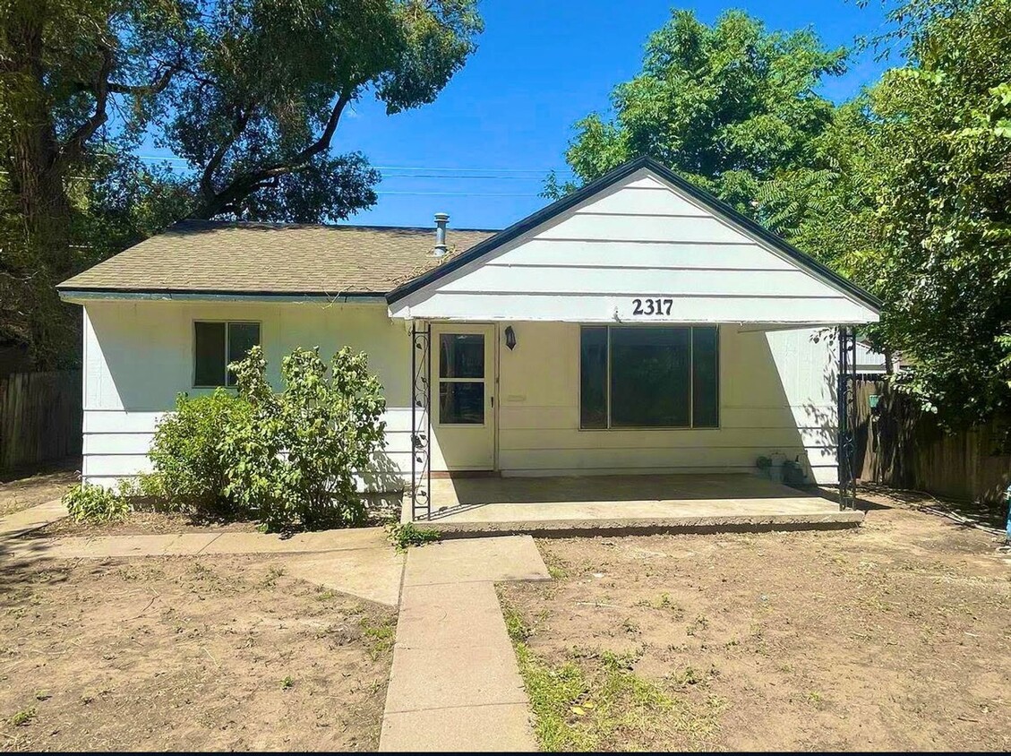 Primary Photo - Remodeled 2 Bedroom 2 Bath House