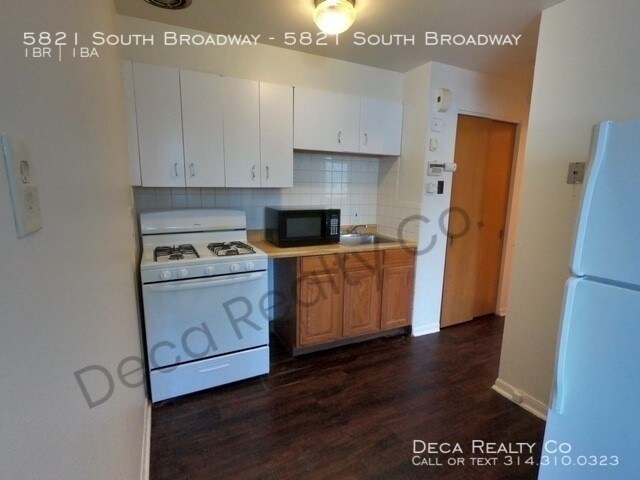 Foto del edificio - 1 Bedroom Apartment
