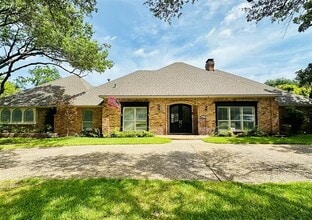 Building Photo - 6911 Gateridge Dr