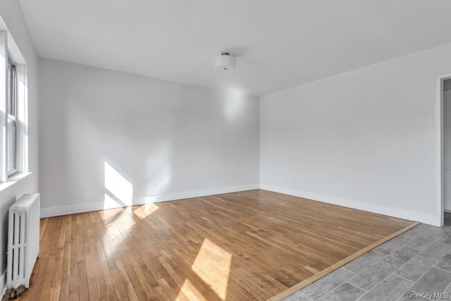 Foto del edificio - 105 Long Beach Rd