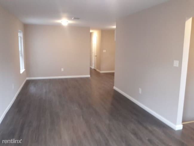 Building Photo - 3 br, 2 bath Apartment - 117 Fair 2 Unit 2