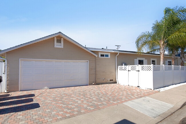 Building Photo - 4766 63rd St