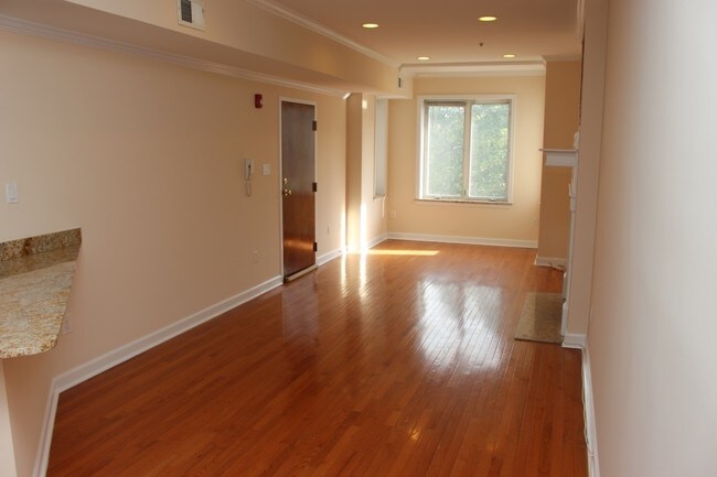 Foto del edificio - 1441 Clifton St NW