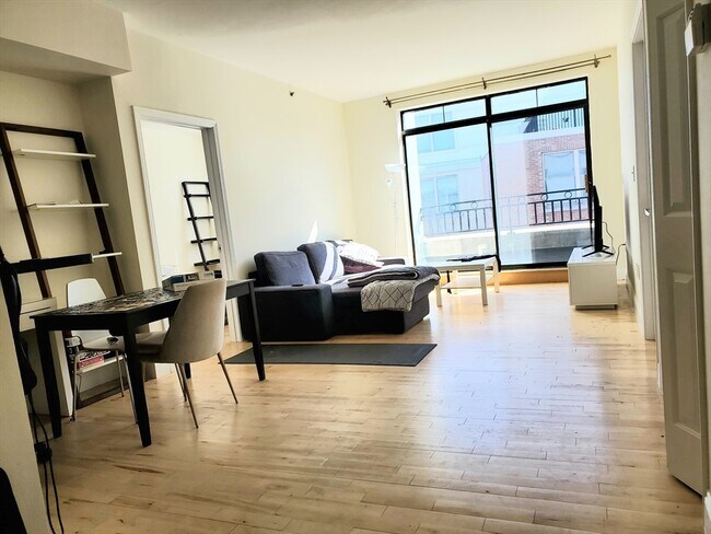 Foto del edificio - 110 Cypress St