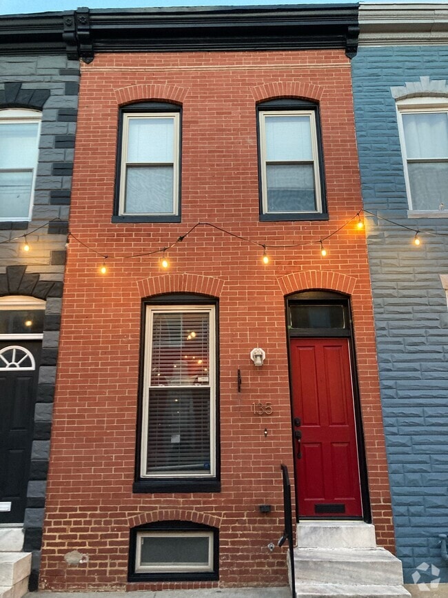 Building Photo - 135 N Belnord Ave