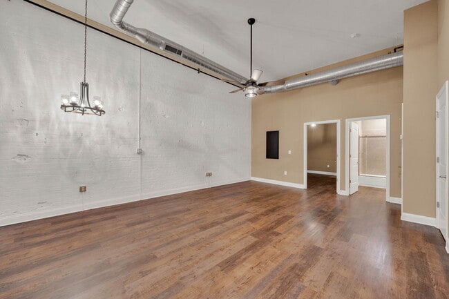 1BR / 1BA – 740 sq. ft. - Bridwell on Broad