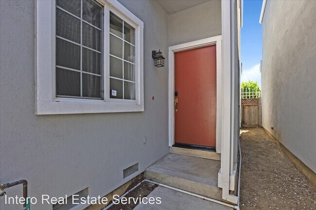 Building Photo - 3 br, 2.5 bath House - 4220 Ramshall Place