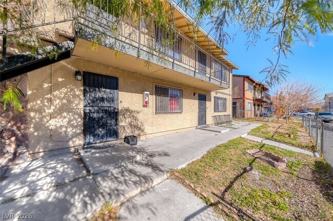 Building Photo - 4762 Cessna Ave