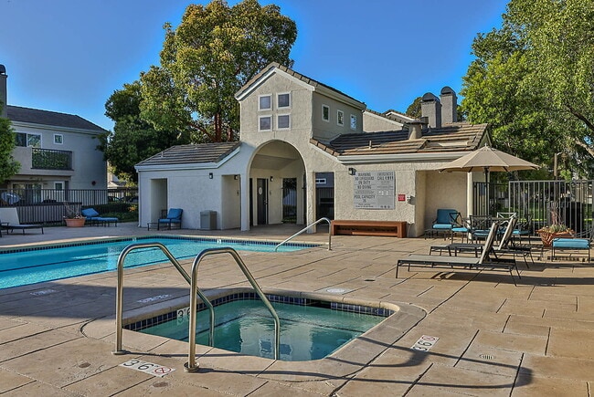 Building Photo - Fosters Landing