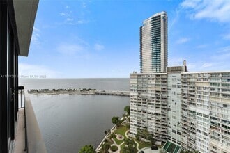 Building Photo - 2333 Brickell Ave