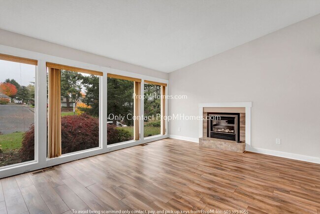 Foto del edificio - Sun-Filled Sanctuary with Modern Amenities...